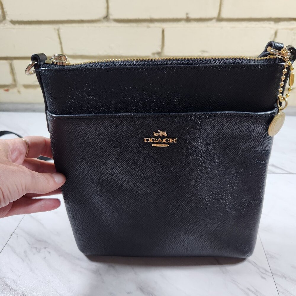 Like New Coach Rowan Filer Black Crossbody Bag Purse m